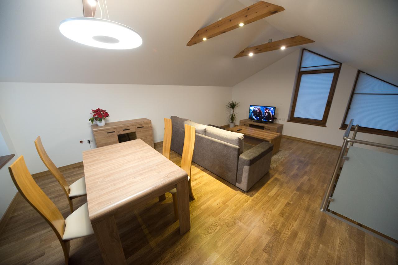 Petro Delux Apartments カウナス エクステリア 写真